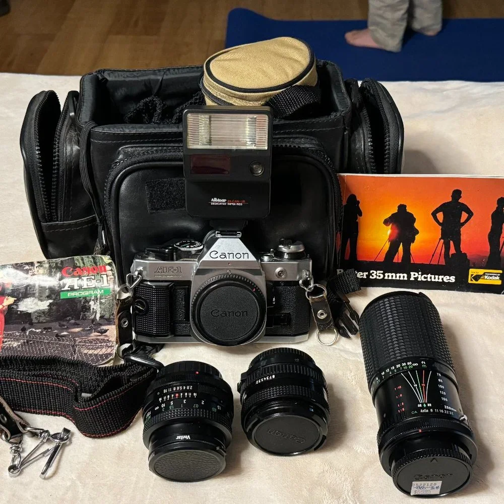 Canon AE -1 Program 35 mm film camera original manuals 1 owner